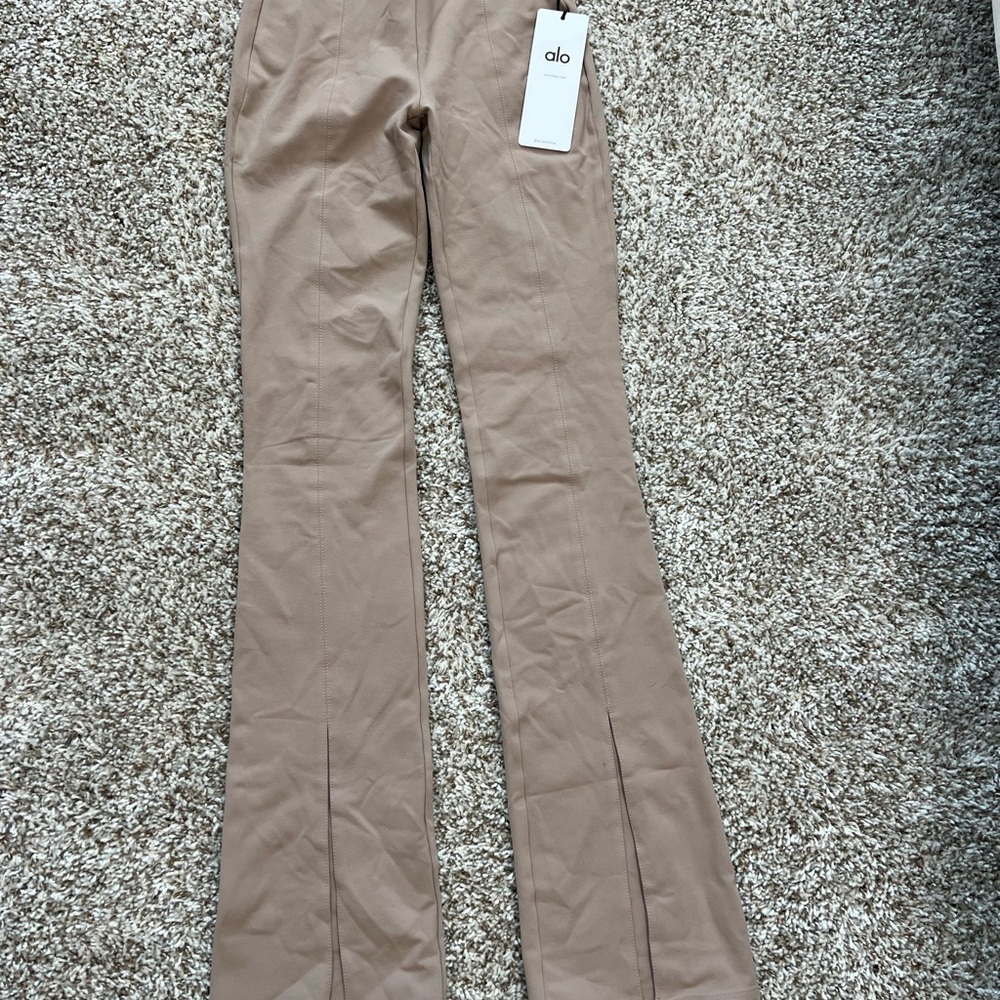 ALO Yoga Airbrush High waist Flutter legging